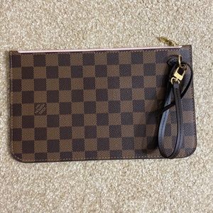 LV Damier Wristlet